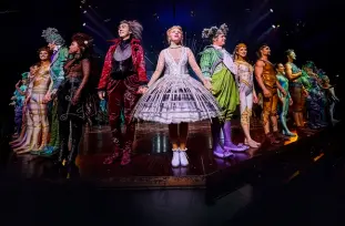 Trem da Serra do Mar, Curitiba & Cirque du Soleil – Alegría